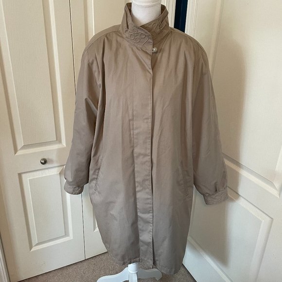 London Fog Jackets & Blazers - Vintage London Fog Trench Coat with Removable Wool Lining Womens sz 18 Regular